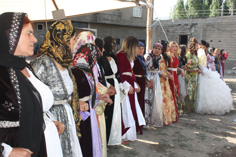 09-10 Haziran 2012 Yüksekova Düğünleri 27