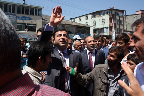 Demirtaş, Yüksekova'da 1