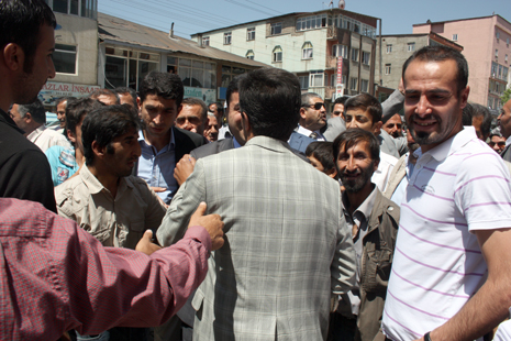Demirtaş, Yüksekova'da 4