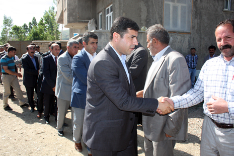 Demirtaş Çeşitli Ziyaretlerde Bulundu 5