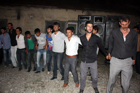 16 - 17 Haziran 2012 Yüksekova Düğünleri 107