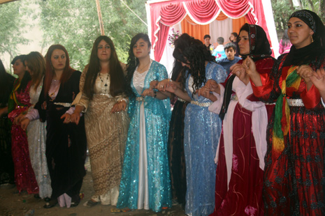 16 - 17 Haziran 2012 Yüksekova Düğünleri 63