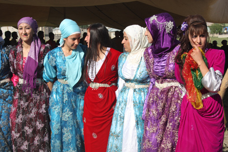 16 - 17 Haziran 2012 Yüksekova Düğünleri 84