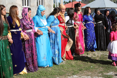 16 - 17 Haziran 2012 Yüksekova Düğünleri 90