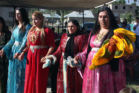 16 - 17 Haziran 2012 Yüksekova Düğünleri 92