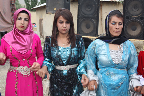23-24 Haziran 2012 Yüksekova Düğünleri 28