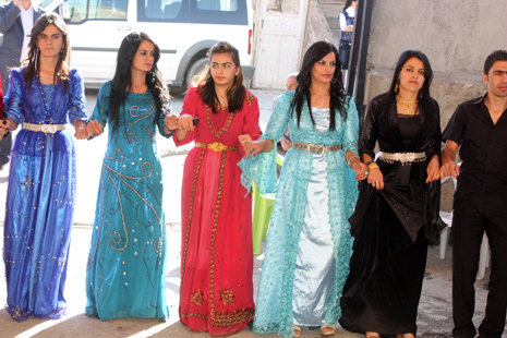 30-01 Temmuz 2012 Yüksekova Düğünleri 110