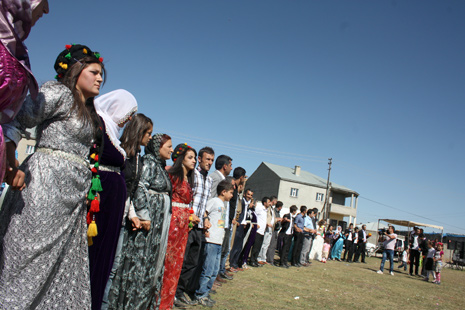 30-01 Temmuz 2012 Yüksekova Düğünleri 129