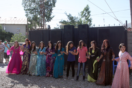 30-01 Temmuz 2012 Yüksekova Düğünleri 140