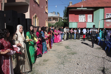 30-01 Temmuz 2012 Yüksekova Düğünleri 143