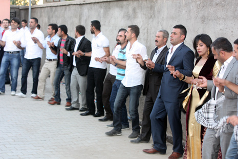 30-01 Temmuz 2012 Yüksekova Düğünleri 16