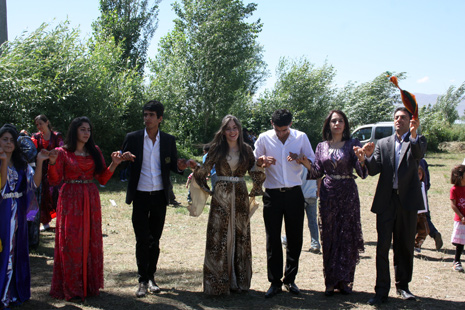 30-01 Temmuz 2012 Yüksekova Düğünleri 25