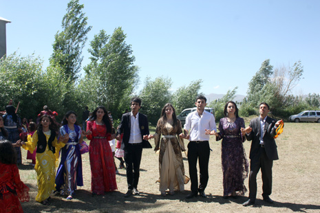 30-01 Temmuz 2012 Yüksekova Düğünleri 26