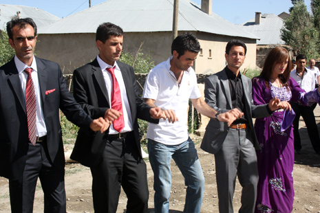 30-01 Temmuz 2012 Yüksekova Düğünleri 39