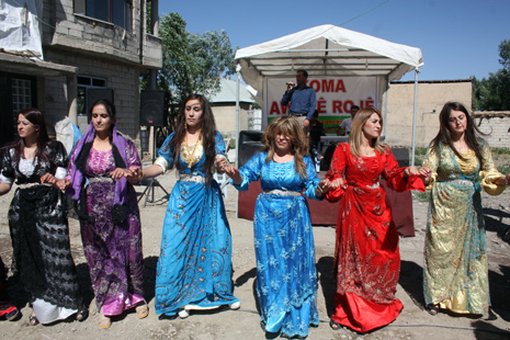30-01 Temmuz 2012 Yüksekova Düğünleri 40