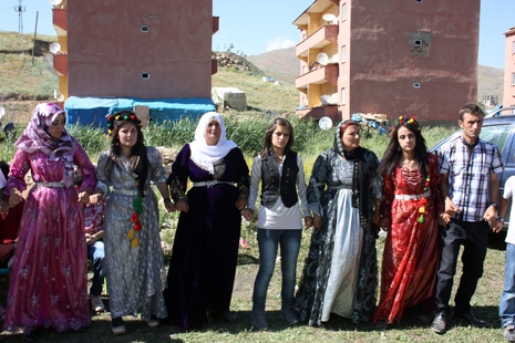 30-01 Temmuz 2012 Yüksekova Düğünleri 51