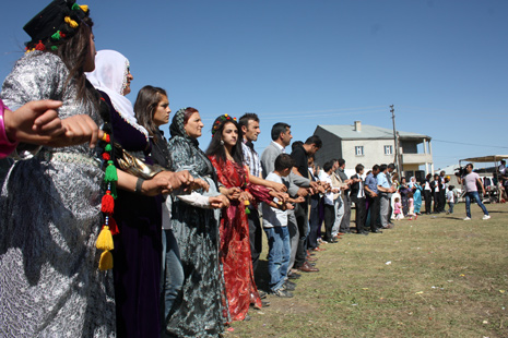 30-01 Temmuz 2012 Yüksekova Düğünleri 56