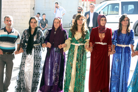 30-01 Temmuz 2012 Yüksekova Düğünleri 71