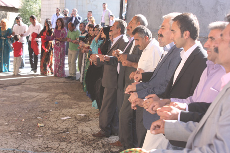 30-01 Temmuz 2012 Yüksekova Düğünleri 77