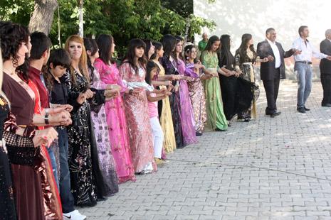 07-08 Temmuz 2012 Yüksekova Düğünleri 11
