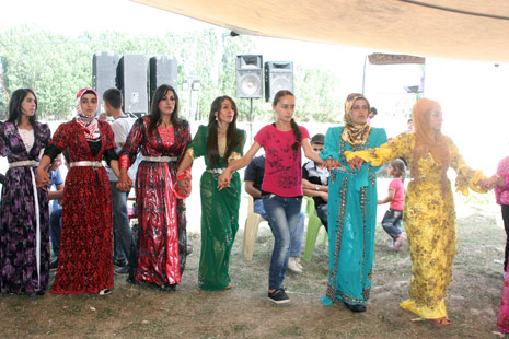 07-08 Temmuz 2012 Yüksekova Düğünleri 29