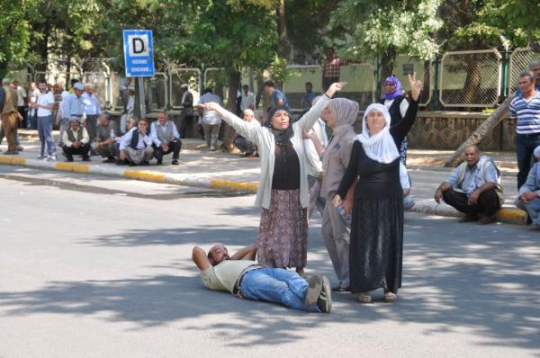 Diyarbakır'da Polis Müdahalesi 1