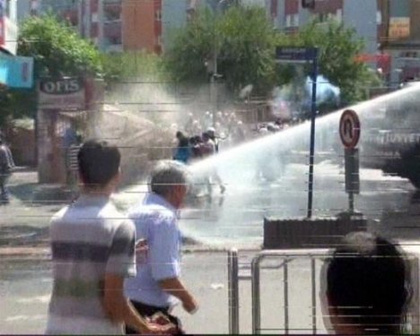 Diyarbakır'da Polis Müdahalesi 10