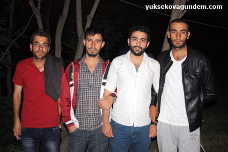 Vatandaş İftardan Sonra Parklara Akın Ediyor 21