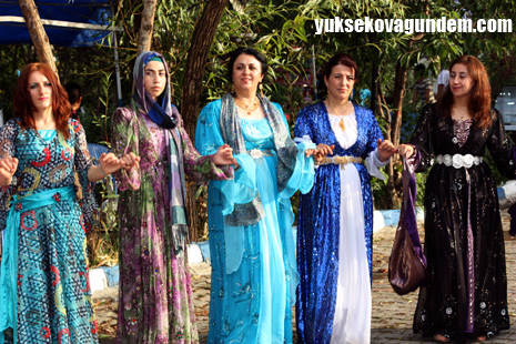 Kayhan Ailesinin Mutlu Günü 40