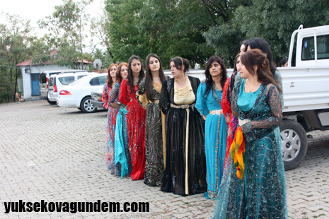 Kayhan Ailesinin Mutlu Günü 53