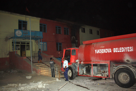 Gazi İlköğretim Okulunda Yangın 1