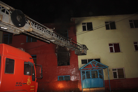 Gazi İlköğretim Okulunda Yangın 2