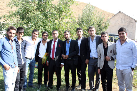 Kartal Ailesinin Mutlu Günü 59