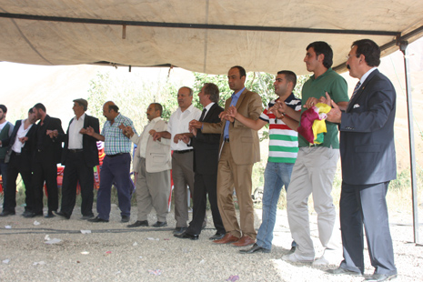 Yüksekova Düğünleri (08-09 Eylül 2012) 1