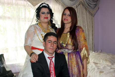 Yüksekova Düğünleri (08-09 Eylül 2012) 12