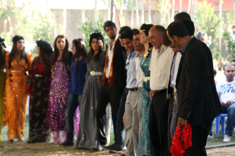 Yüksekova Düğünleri (08-09 Eylül 2012) 37