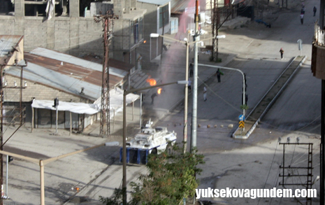 Yüksekova'da Cenaze Gerginliği 15