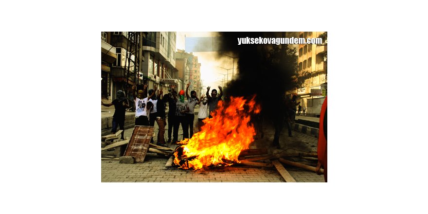 Yüksekova'da Cenaze Gerginliği