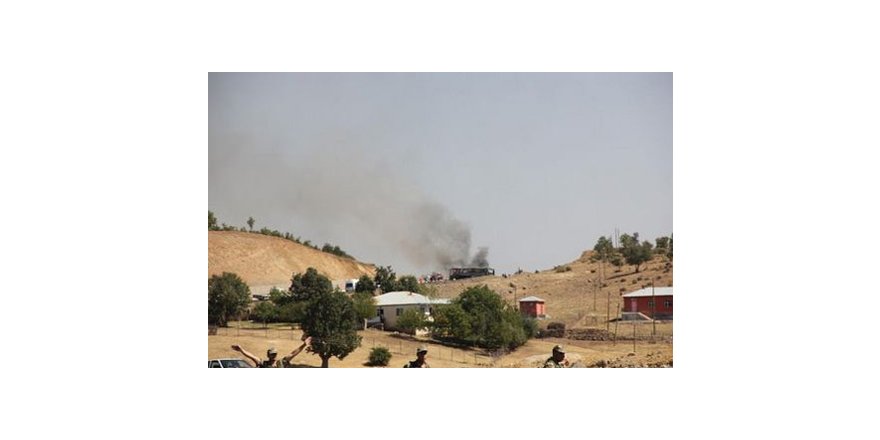 Bingöl'de askeri araca bombalı saldırı