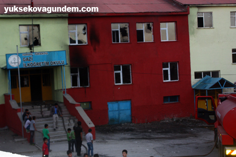 Gazi İlköğretim Okulun'da Yangın Çıktı 9