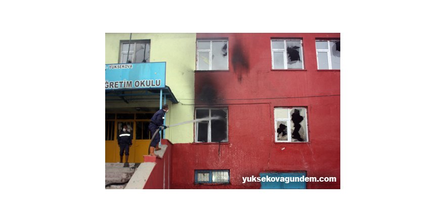 Gazi İlköğretim Okulun'da Yangın Çıktı