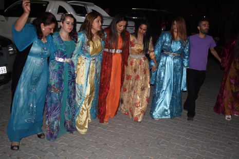 Aka Ailesinin Mutlu Günü 31