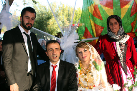Aka Ailesinin Mutlu Günü 56
