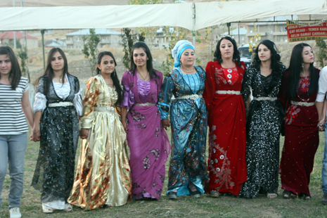 Yüksekova Düğünleri (29-30) Eylül 2012 78