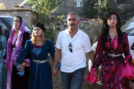 Yüksekova Düğünleri (29-30) Eylül 2012 94
