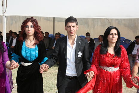 Yüksekova Düğünleri (06-07) Ekim 2012 11