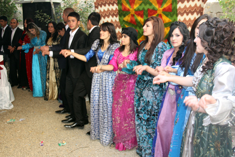 Yüksekova Düğünleri (06-07) Ekim 2012 29