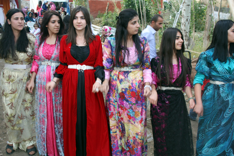 Yüksekova Düğünleri (06-07) Ekim 2012 40