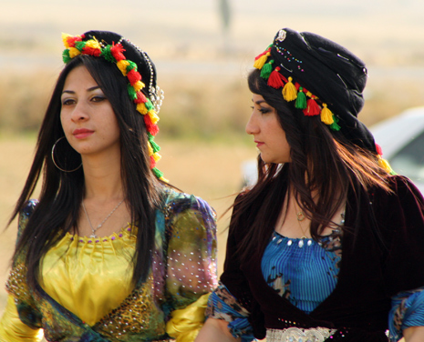 Yüksekova Düğünleri (06-07) Ekim 2012 68