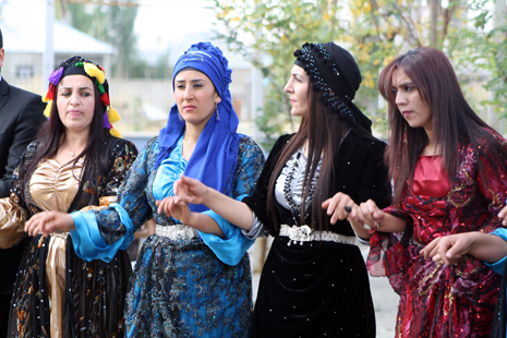 Yüksekova Düğünleri (06-07) Ekim 2012 93